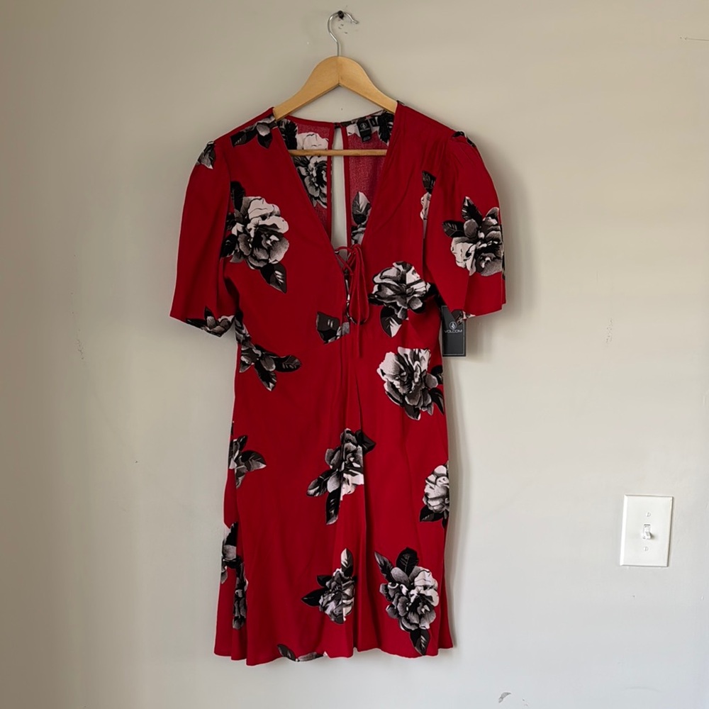 Elegant Red Floral Dress